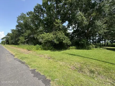 Residential Land in St. Martinville