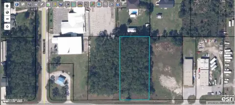 Commercial Land in Growing Area
