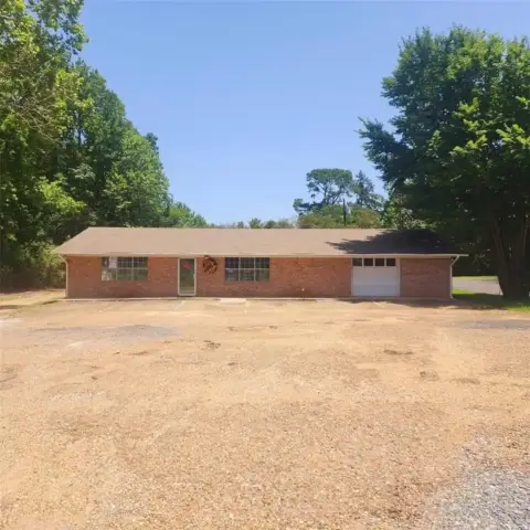 Coushatta Office on Two Acres