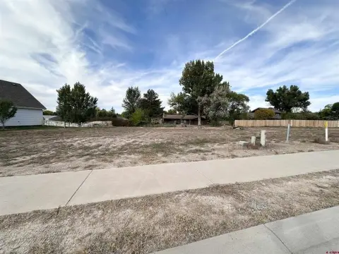 Flat Building Lot in Hotchkiss