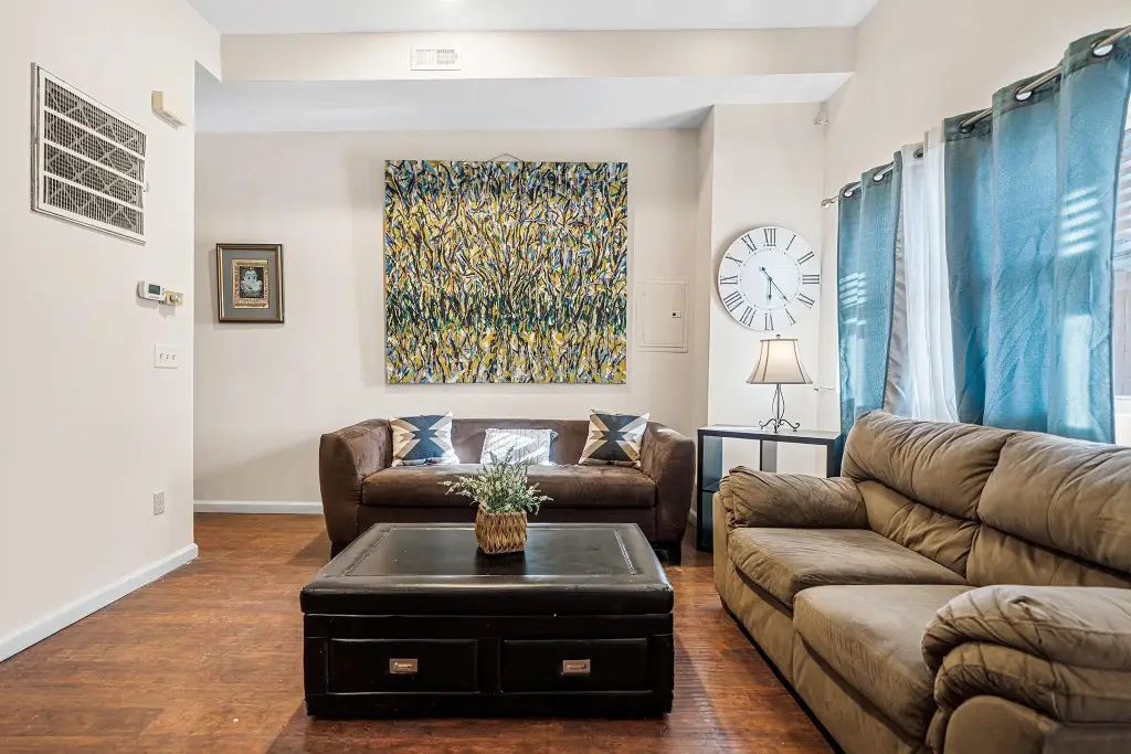 Picture 7