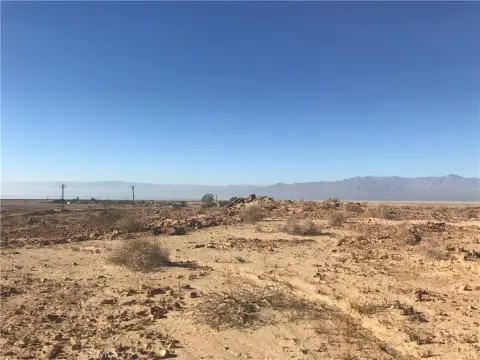 20 Acres Vacant Desert Land