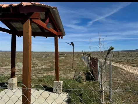 Pearblossom Land with Mountain Views