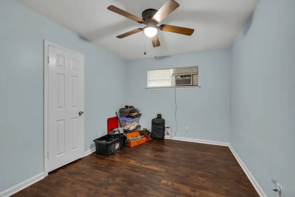 Picture 23