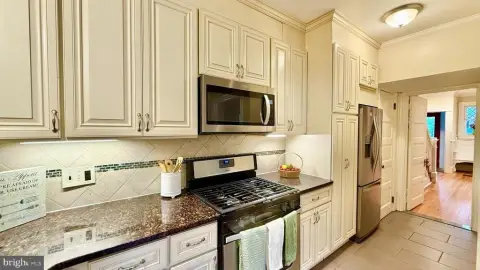Remodeled Duplex Near Downtown