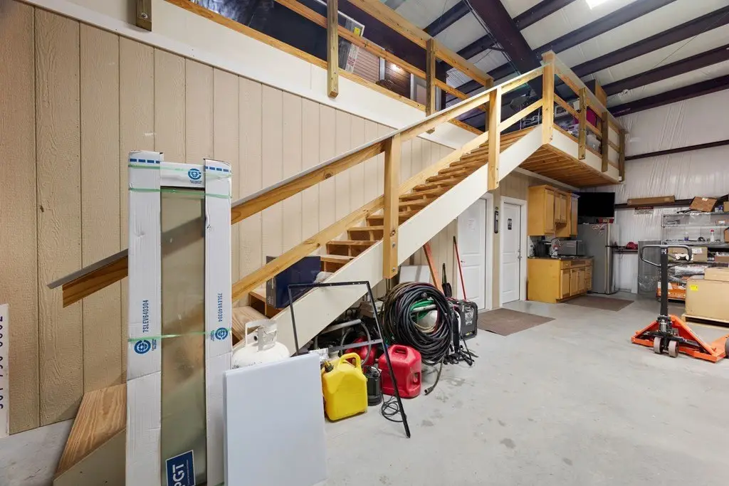 Picture 19