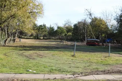Residential Lot in Dallas, TX