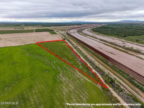 Rio Grande Waterfront Land