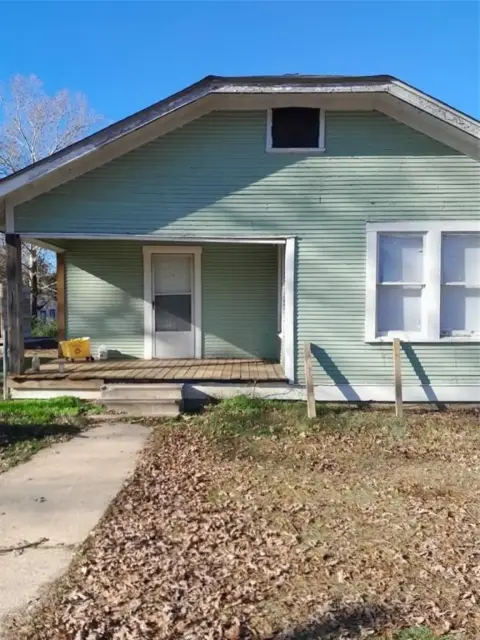Residential Income Property in Vivian, LA