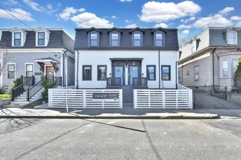 Renovated 4-Unit Quadplex