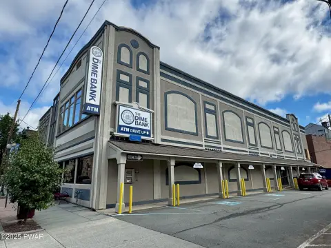 Renovated Office Space in Hawley