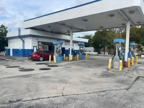 Dania Beach Gas Station/Shop