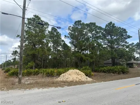 Lehigh Acres Corner Lot