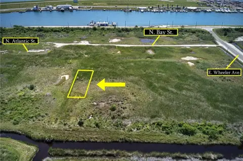 Land Near Conn Brown Harbor