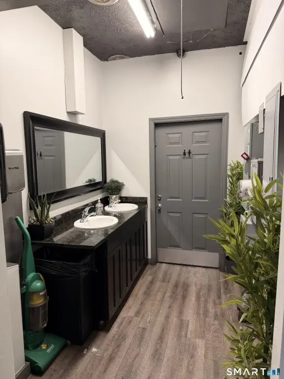 Picture 18
