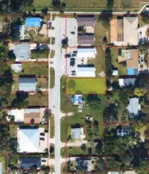 Land in Prime Naples Location