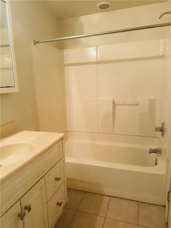 Picture 19