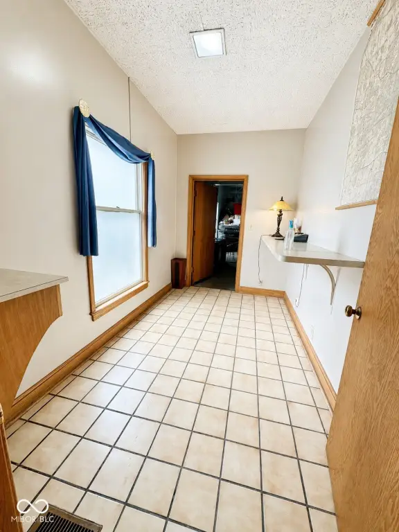 Picture 19