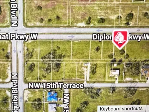 Commercial Lot in Cape Coral