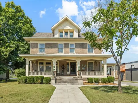 Turnkey Madisonville Venue and Residence