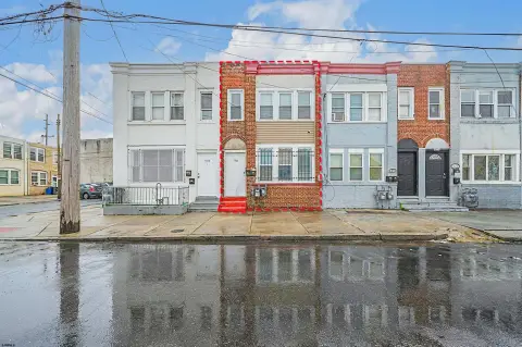 Well-Maintained Atlantic City Duplex