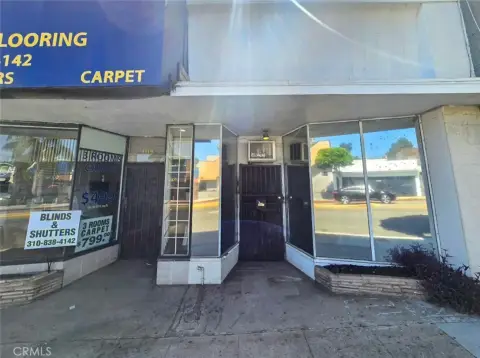 Inglewood Retail Storefront For Lease