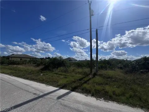 Residential Lot in Lehigh Acres