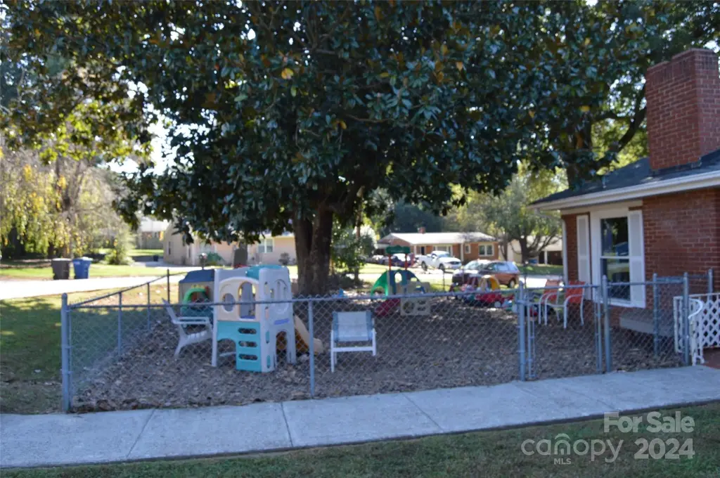 Picture 10