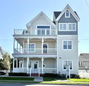 Mixed-Use Building with Bay Views