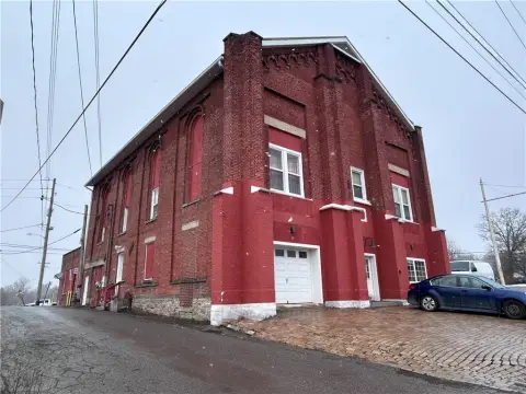 Mixed-Use Building with Apartments