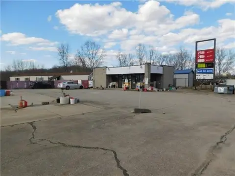 Convenience Store and Service Center