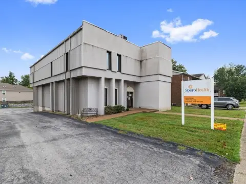 Madisonville Commercial Building For Sale