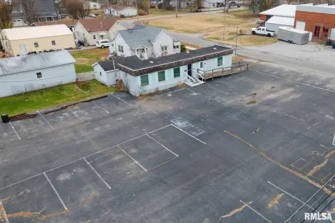 Commercial Land in West Frankfort