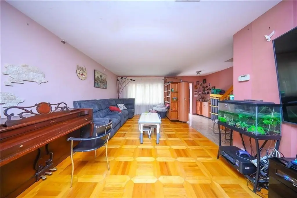 Picture 8