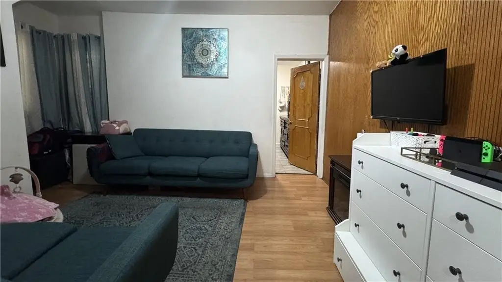 Picture 6