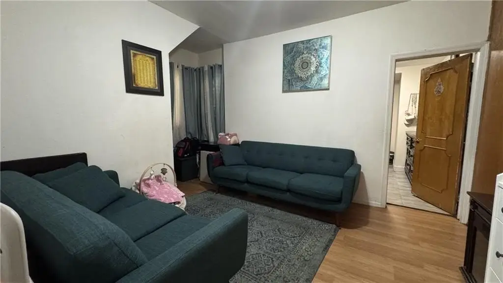 Picture 5