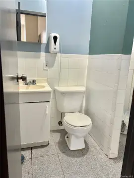 Move-In Ready Long Island City Suite