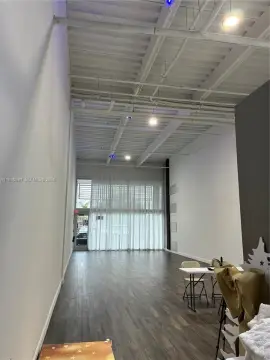 Sweetwater Mixed-Use Showroom/Warehouse Space