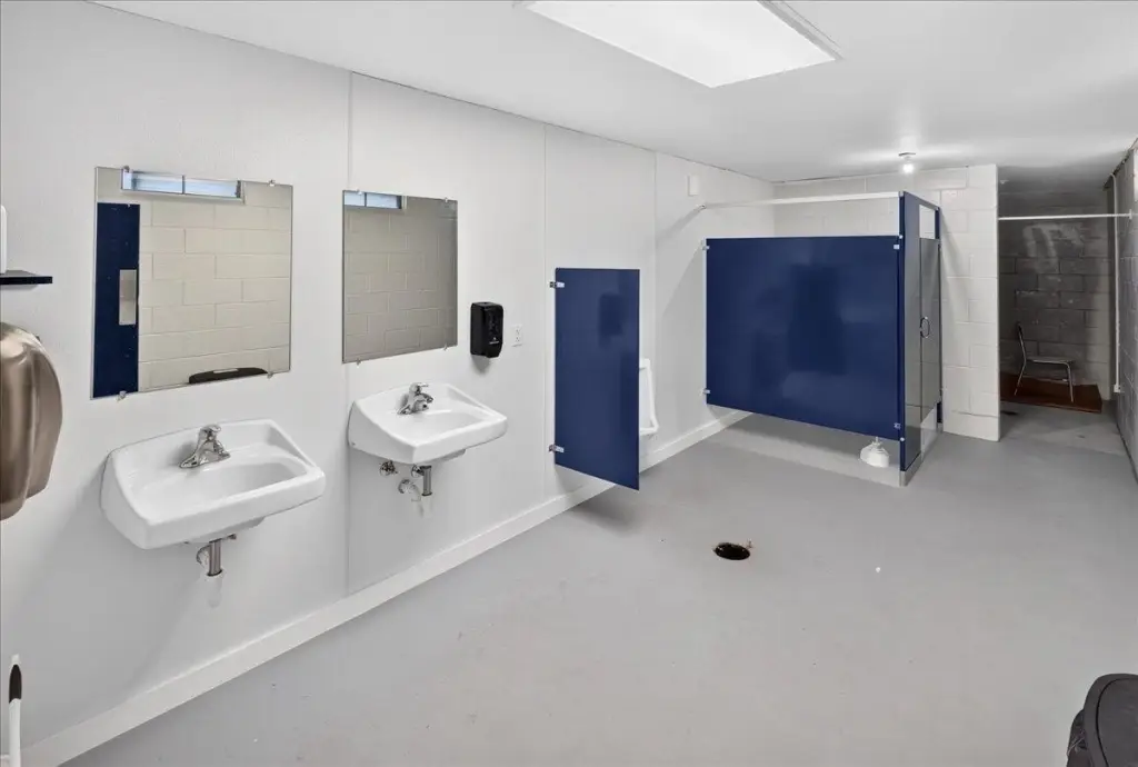 Picture 16
