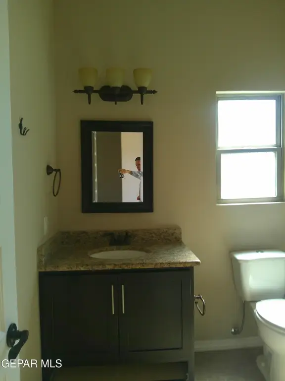 Picture 9