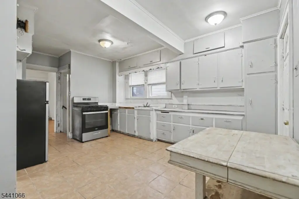 Picture 9