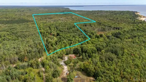 Hunting Land with Base Camp