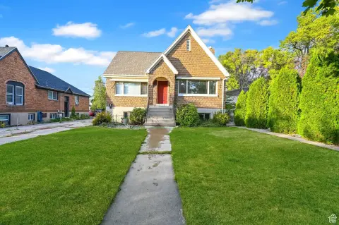 Logan Triplex with Updated Units