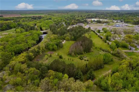 Mora Home on Wooded Acres