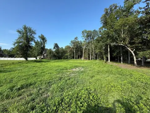 Residential Land in Stone Creek