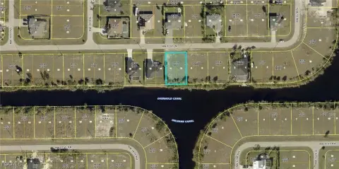 Waterfront Lot in Cape Coral