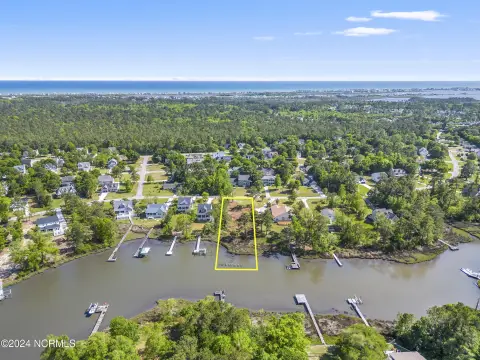 Waterfront Lot in Chadwick Shores