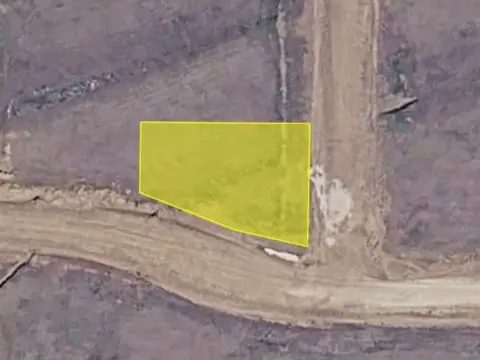 Corner Lot in Gordonville, TX