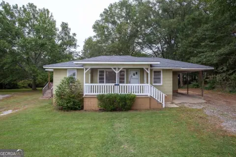 Duplex with Renovated Bath