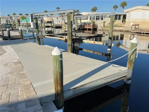 Canal-Front Lot in Bayside Estates